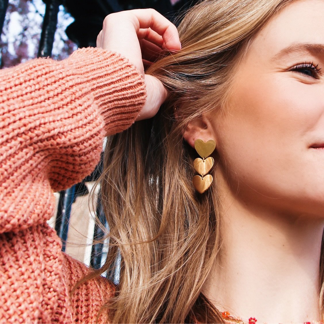SO775: Statement oorbel 3 hartjes – zilver
