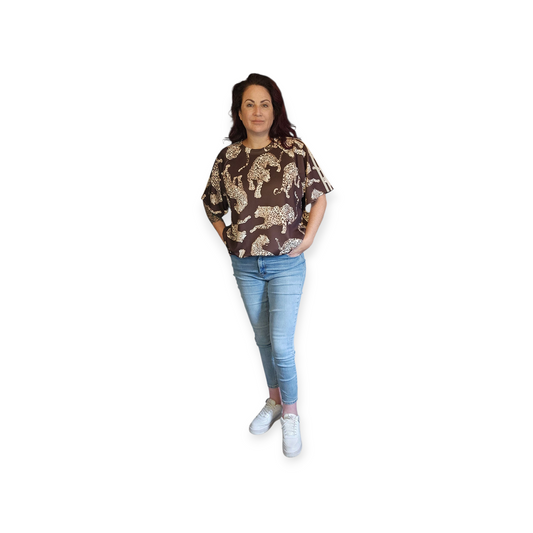 Mooie bruine top met luipaarden